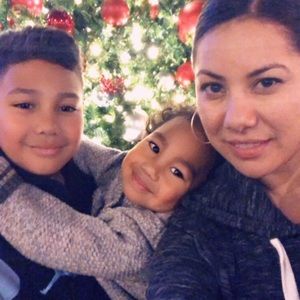 Meet your Posher, Yvette